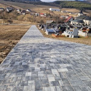 Revitalizácia verejných priestranstiev v obci Malé Lednice